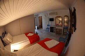Antik Motel
