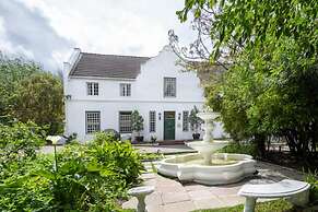 Riverside Boutique Hotel