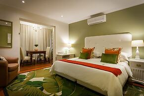 Riverside Boutique Hotel