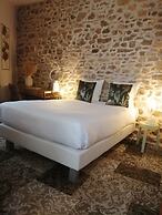 Contact Hôtels Le Savigny & Spa