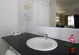 Mayfair Motel