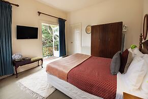 Leura House