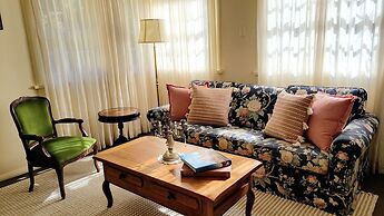 Leura House