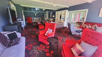 Leura House
