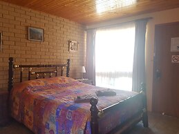 Lake Front Motel