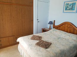 Lake Front Motel