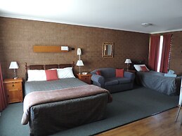 Greenacres Motel