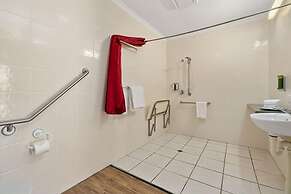 Caboolture Central Motor Inn, SureStay Collection by BW
