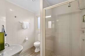 Caboolture Central Motor Inn, SureStay Collection by BW