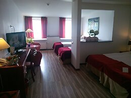 A1 Hotel