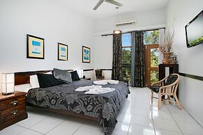 Daintree Wild Zoo & B&B