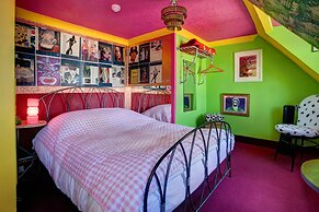 Hotel Pelirocco