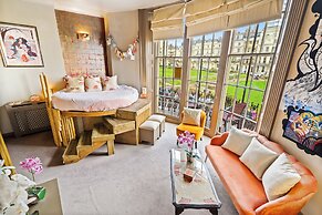 Hotel Pelirocco