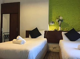 Healey Hotel