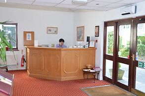 Healey Hotel