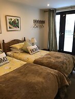Robeanne House