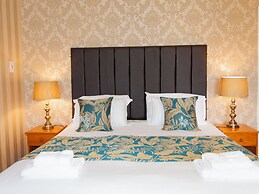 The Elmington Hotel