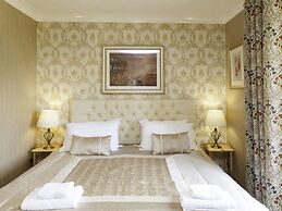 The Elmington Hotel