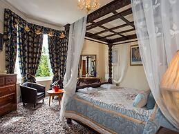 The Elmington Hotel
