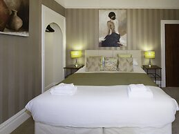 The Elmington Hotel