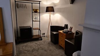 The Crown Hotel