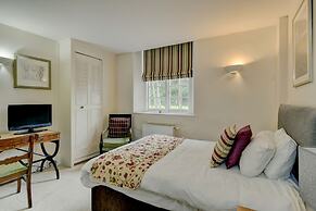 The Crown Hotel