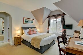 The Crown Hotel