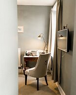 Sweeney Hall Hotel