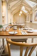 Sweeney Hall Hotel