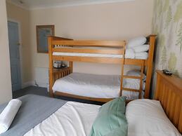 St Weonards Hotel