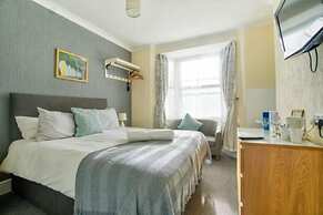 St Weonards Hotel
