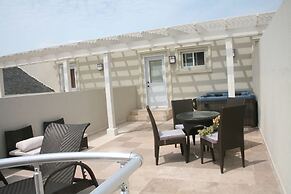 The Atrium Resort