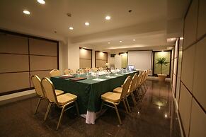 Hotel St Ellis