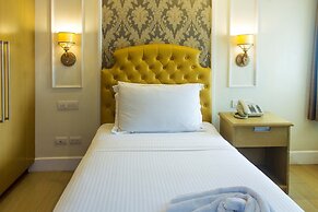 Hotel St Ellis