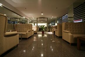 Hotel St Ellis