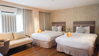 Hotel St Ellis