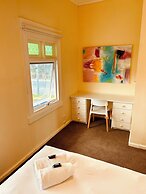 Point Lonsdale Guest House