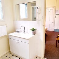 Point Lonsdale Guest House