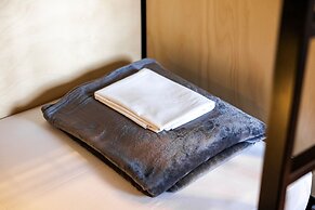 Bunk Backpackers