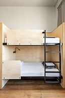 Bunk Backpackers