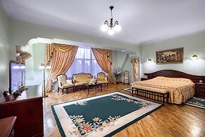 Hotel Chebotarev