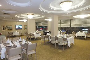 Park Royal Hotel
