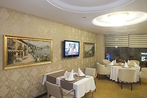 Park Royal Hotel
