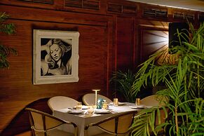 Palmyard Hotel
