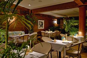 Palmyard Hotel