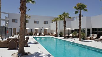 Palmyard Hotel
