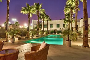 Palmyard Hotel