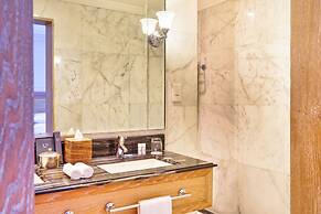 Palmyard Hotel