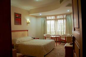 The City Royal Resort Hotel
