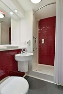 Travelodge Edinburgh Cameron Toll